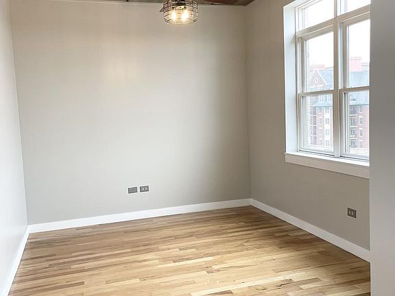 5th image of 10 S Dunton Ave APT 509