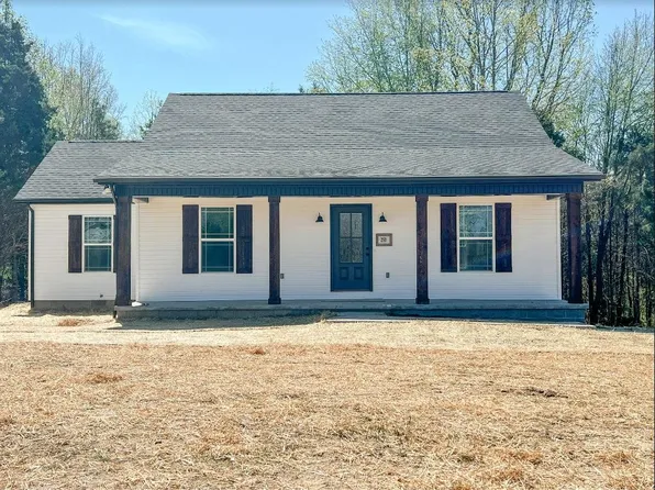 250 Mustang Dr, Scottsville, KY 42164