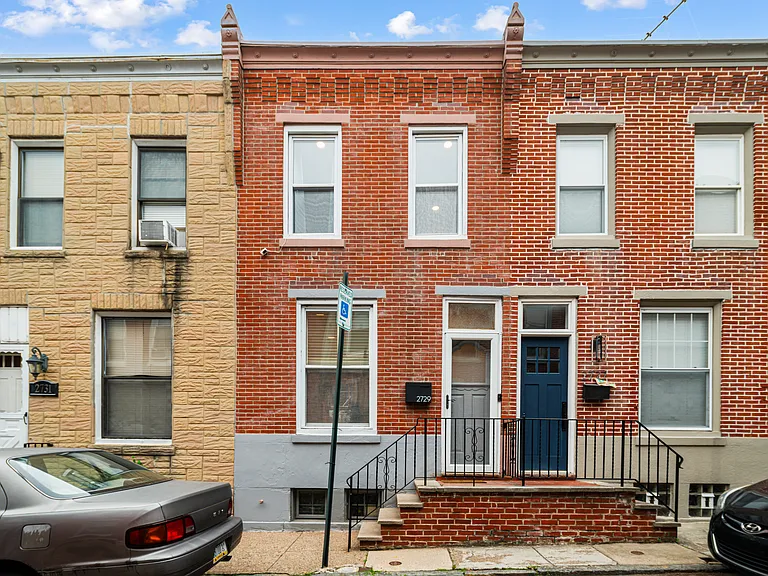 2729 Reno St — Photo 1