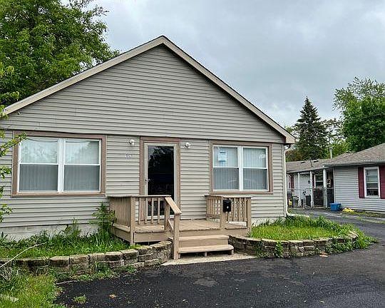 2nd image of 15121 Cicero Ave