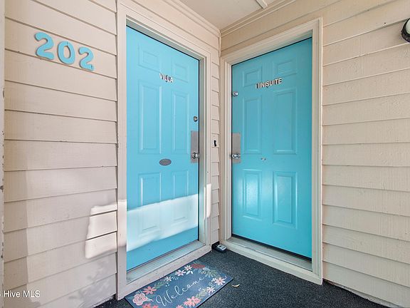 5th image of 215 Clubhouse Road # 2