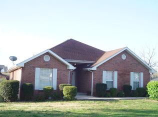 1000 Delwood Ln, Mountain Home, AR 72653