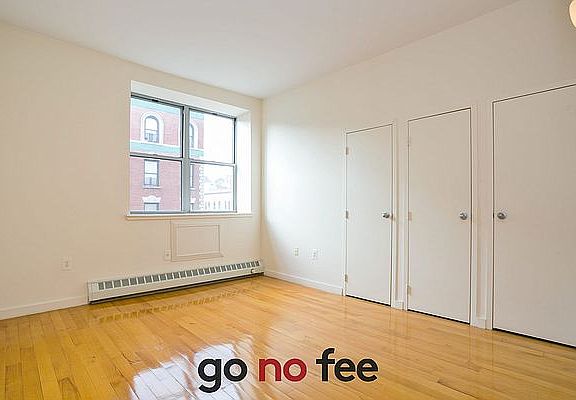 4th image of 444 Manhattan Ave APT 5E