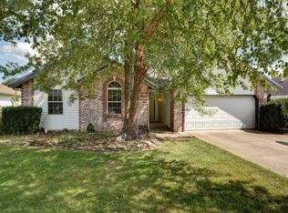 5012 N 10th St, Ozark, MO 65721