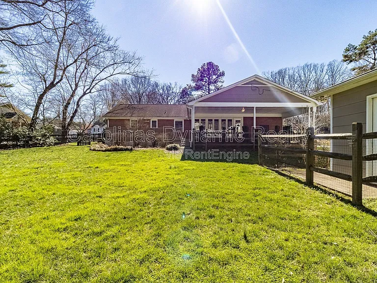 6618 Castlegate Dr — Photo 41