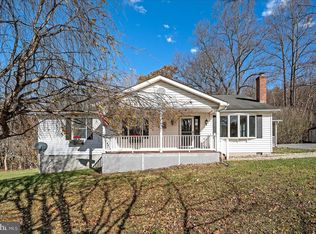 159 Mountain Laurel Dr, Berkeley Springs, WV 25411