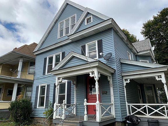 2nd image of 376 W Water St