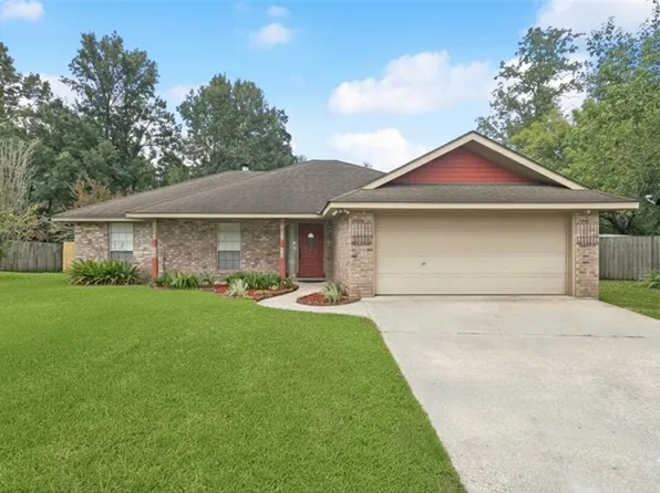 700 S Lake Verret Ct, Slidell, LA 70461