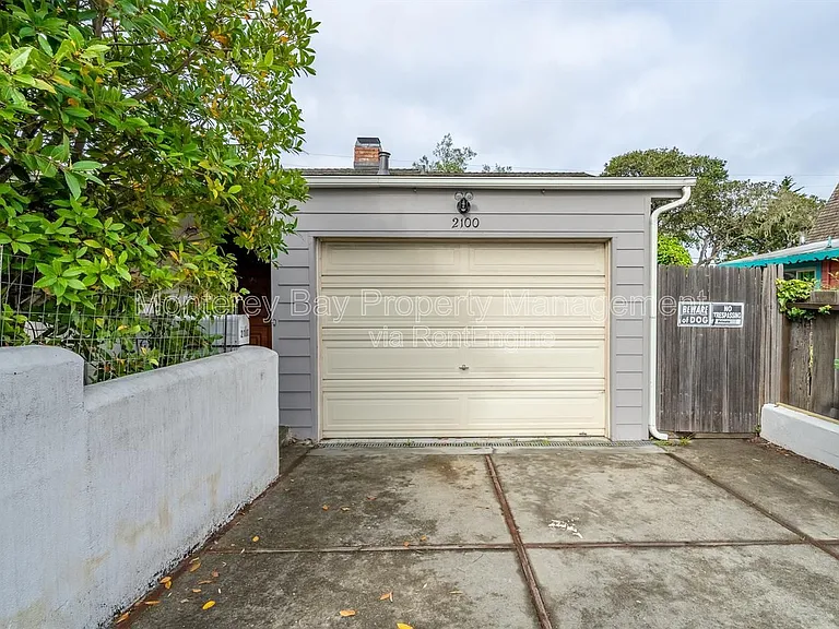 2100 David Ave — Photo 31