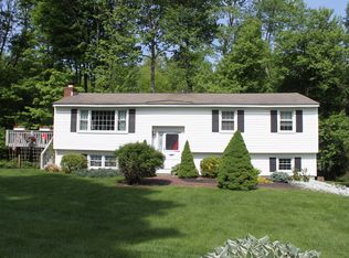 45 Walnut Tree Hill Rd, Sandy Hook, CT 06482