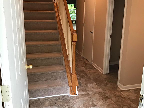 3rd image of 14 Langdon Ln #2