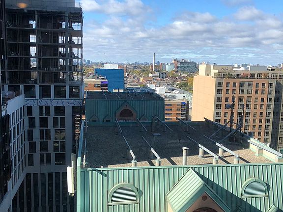2nd image of 426 University Ave #1602