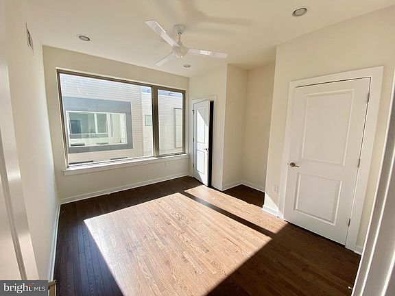 4th image of 2117 Kensington Ave