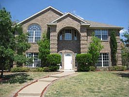 Home for Sale in Desoto, Texas $130,000