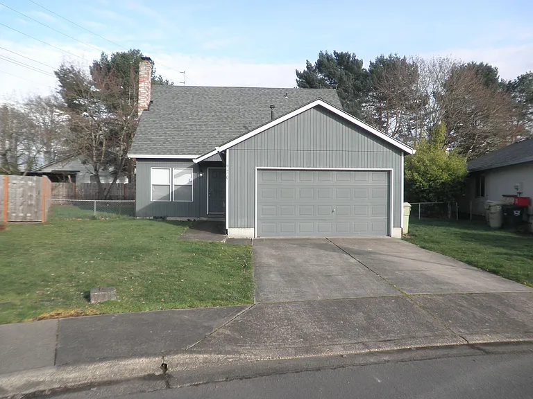 970 SW 178th Pl — Photo 37
