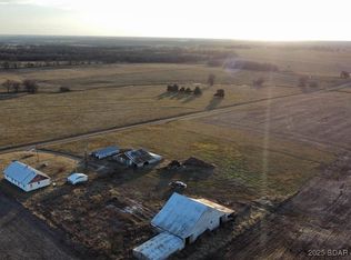 20469 Chmelir Rd, Ionia, MO 65335
