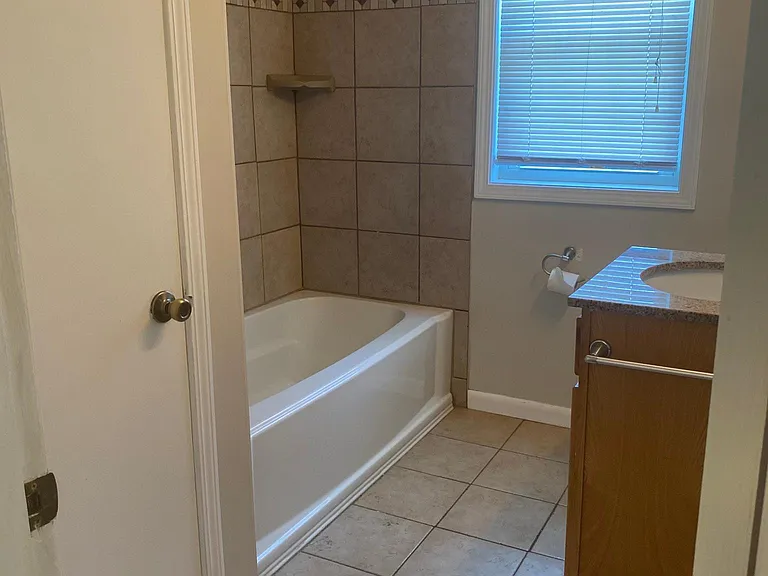 3802 Nanz Ave #11 — Photo 5