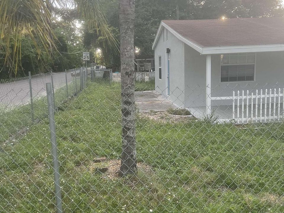 1st image of 11620 Colony Hill Dr
