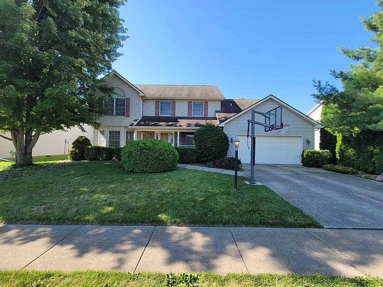 3801 Englewood Dr — Photo 1