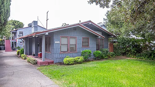 354 W Elk Ave #E Photo 1