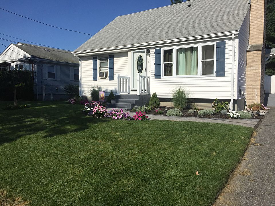 1st image of 47 Sidney St