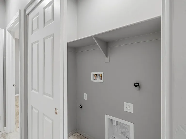 3241 S Capri Cir #2 — Photo 5