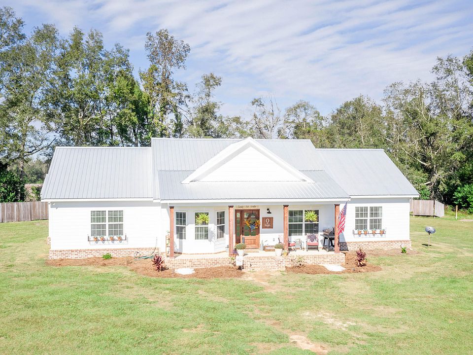 1st image of 2520 Wheelus Cir