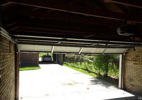 5th image of 5807 Riverview Blvd