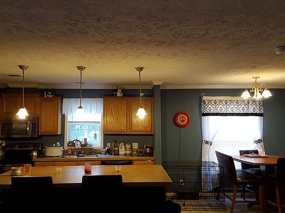 Kitchen & Dining Room