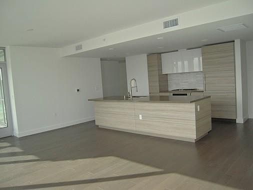 3rd image of 738 Long Bridge St #718