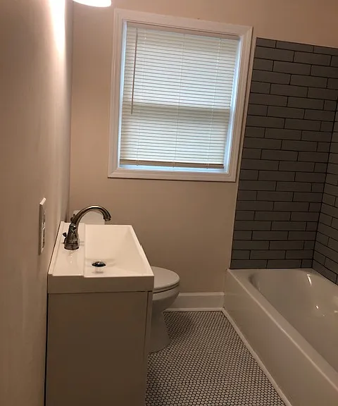 1560 Pontiac Pl SE — Photo 6