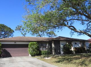 989 Banks St NW, Palm Bay, FL 32907
