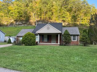 2423 Big Branch Rd, Hindman, KY 41822