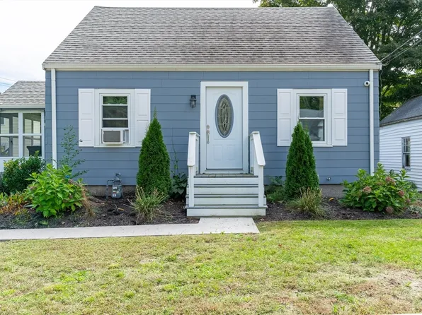 313 Lincoln St, Stoughton, MA 02072