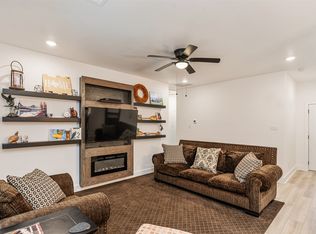 118 Channelview Dr, Trinidad, TX 75163