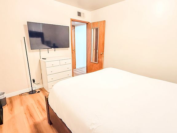 5th image of 6207 N 13th Pl APT 2