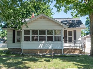 817 E Madison St, Hastings, MI