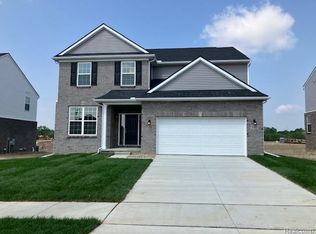 56412 Twin Birch Blvd, Shelby Township, MI 48315