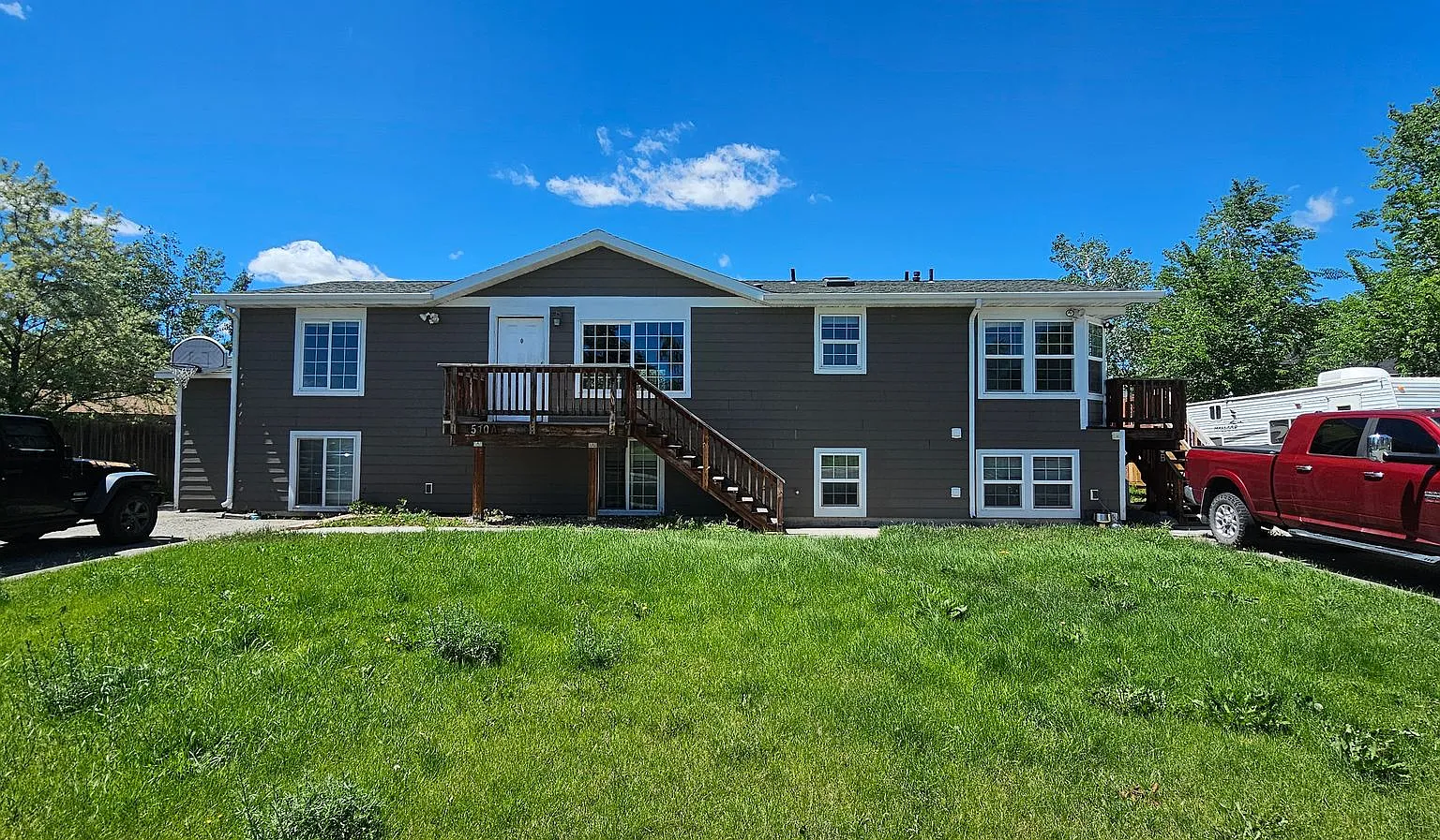 510 South Circle — Photo 2