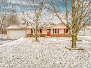 275 13th St, Plainwell, MI 49080
