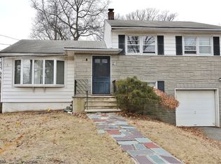 15 Hickory Rd, West Orange, NJ 07052