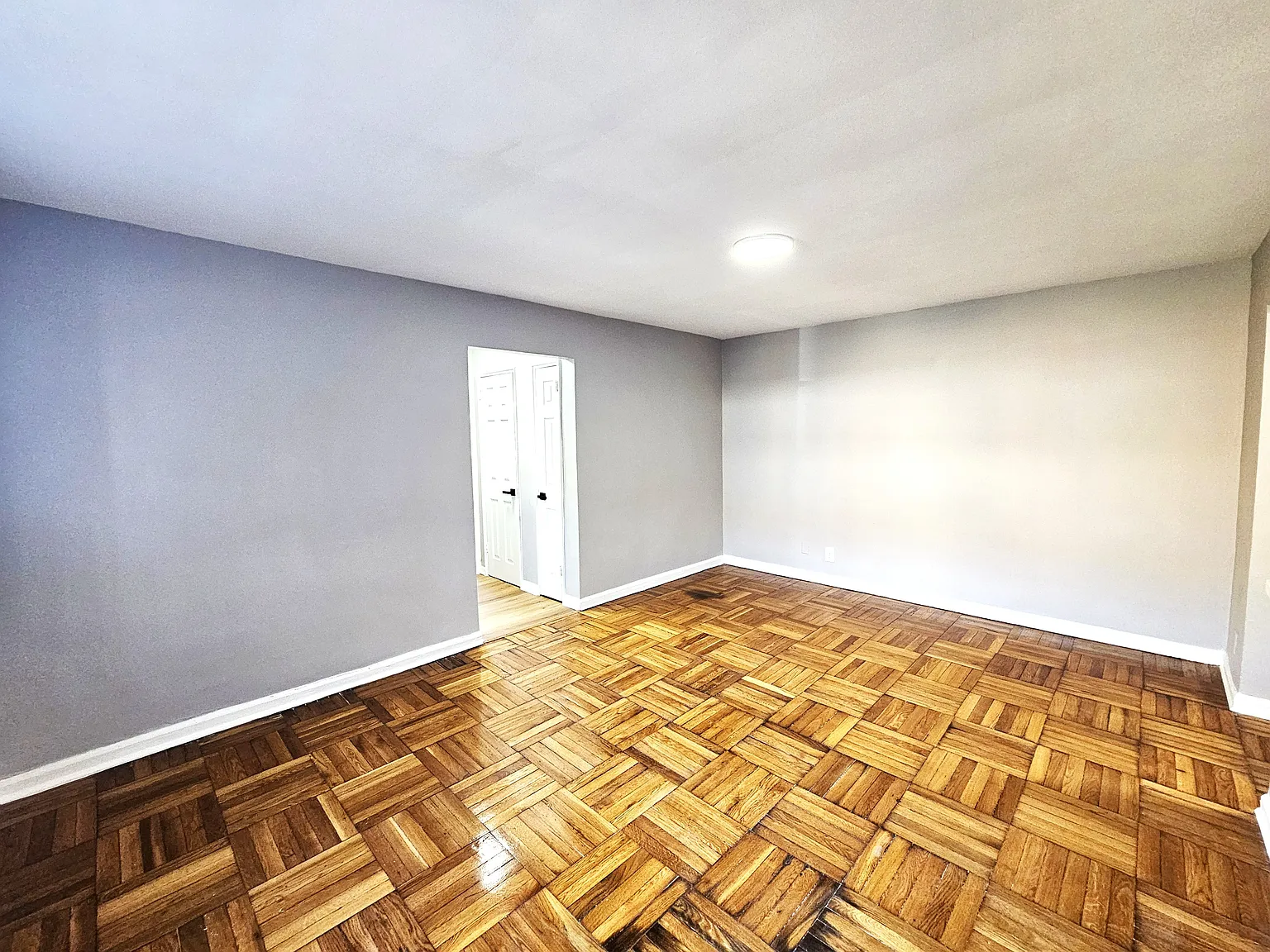 1 bed, 900 sqft, $1,750 — Photo 3