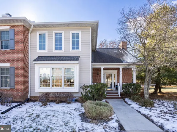 599 Gramercy Ln, Downingtown, PA 19335