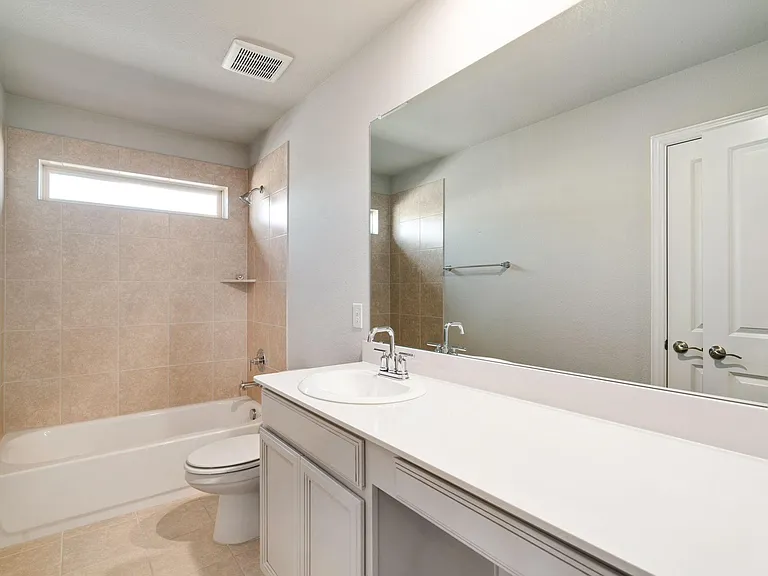 1820 Cinnamon Trl — Photo 26