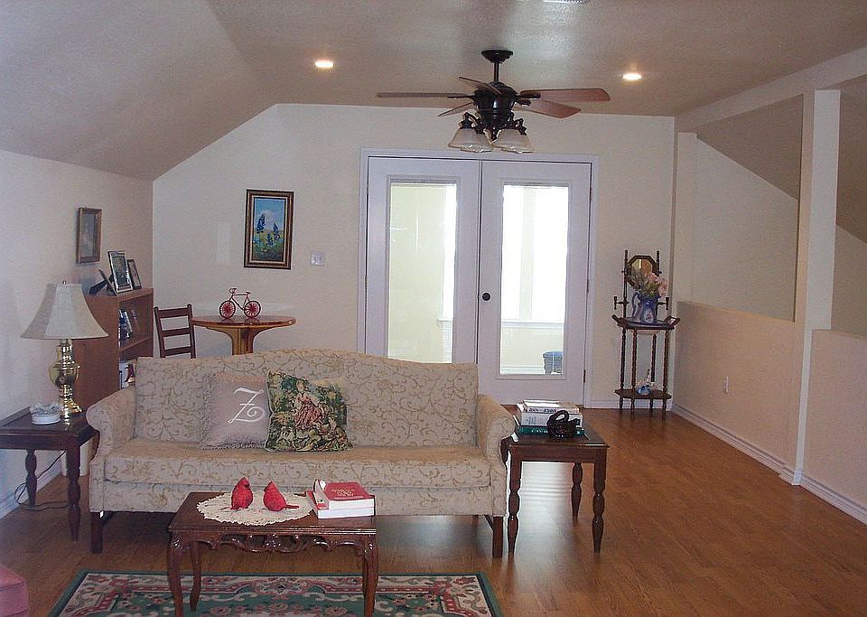 Family Room on 2nd Floor