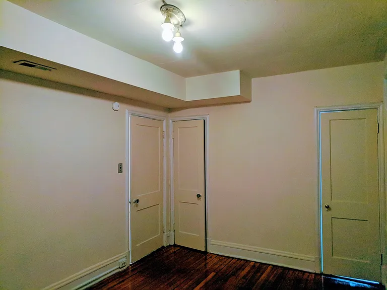 800 N. Sheppard St. — Photo 53