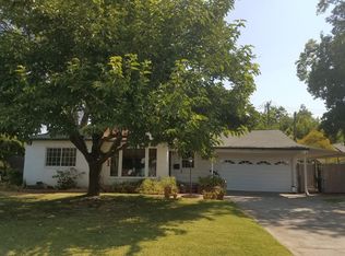 3680 W Country Club Ln, Sacramento, CA 95821