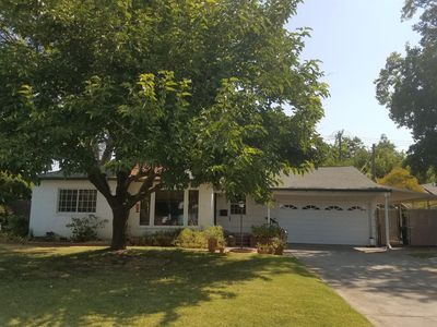 3680 W Country Club Ln, Sacramento, CA, 95821