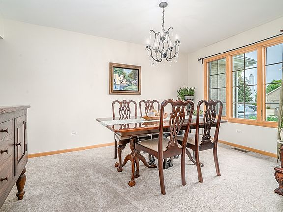 5th image of 24508 Brooklands Ln