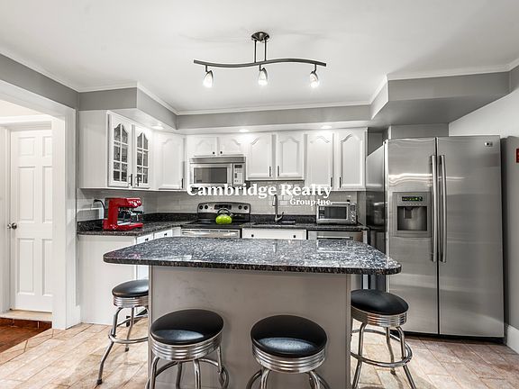 3rd image of 15 Loveland Rd #T